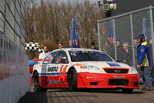Barry Maessen wint BRL V6